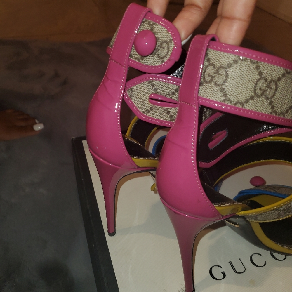 Gucci Heels